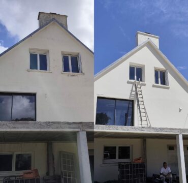Ravalement de façade avant/après d une maison à Plougar (29) par LC Peinture